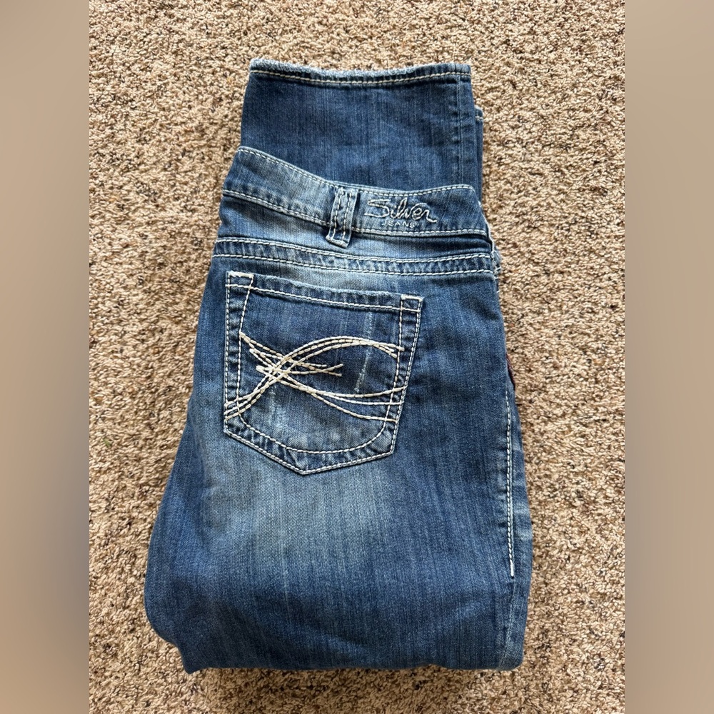 Silver Jeans Women's Dark Blue Denim Capris